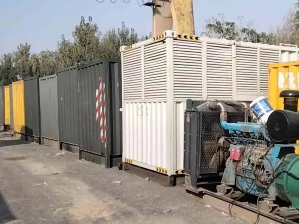 噶尔200KW柴油发电机机组每小时油耗是多少?